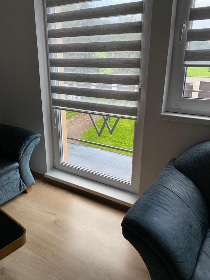 W 2